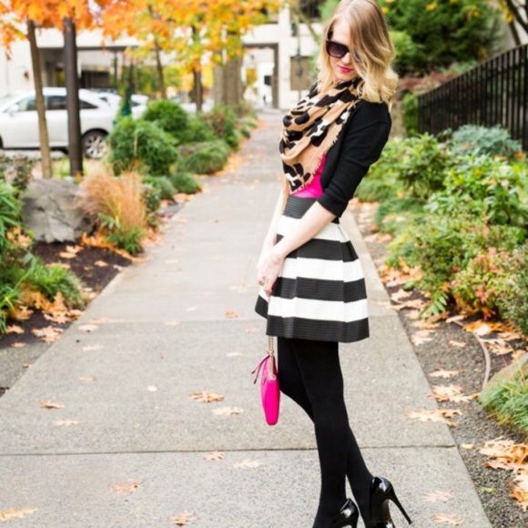 Meet your Posher, Melissa - Picture 2 of 6