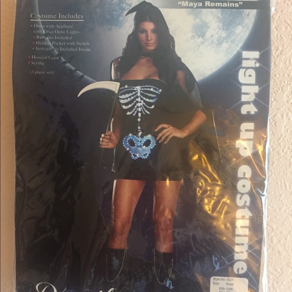 Small light up skeleton Halloween costume