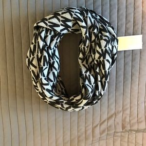 Never worn michael kors infinity scarf