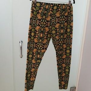 TC Lularoe leggings