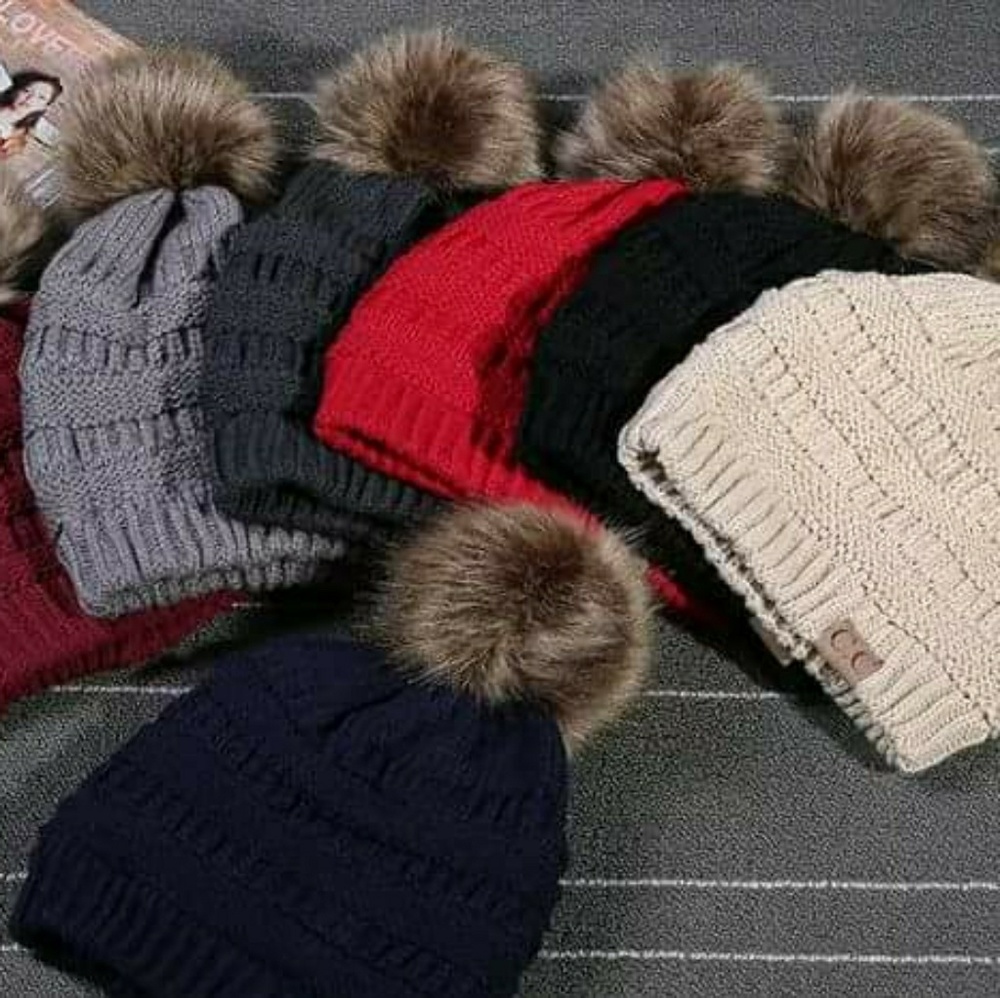 Winter knitted fur pom beanies