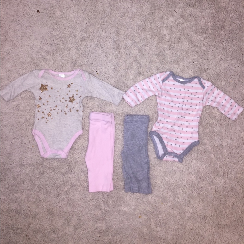 0-3 baby girl matching sets.