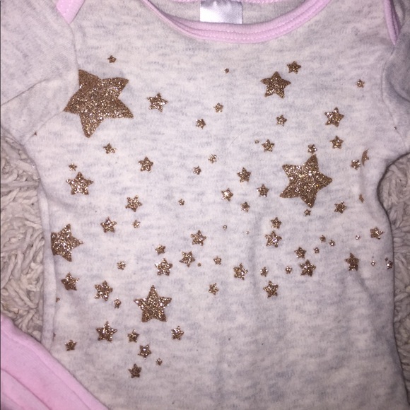 0-3 baby girl matching sets. - Picture 3 of 5