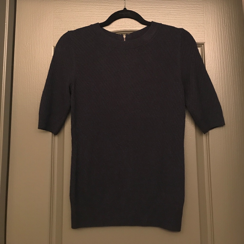 NWOT Navy short sleeved knit sweater- XS