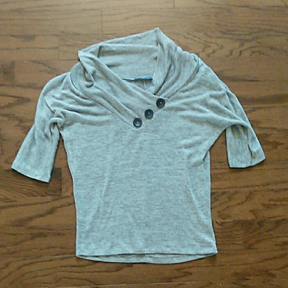 Short sleeve shirt