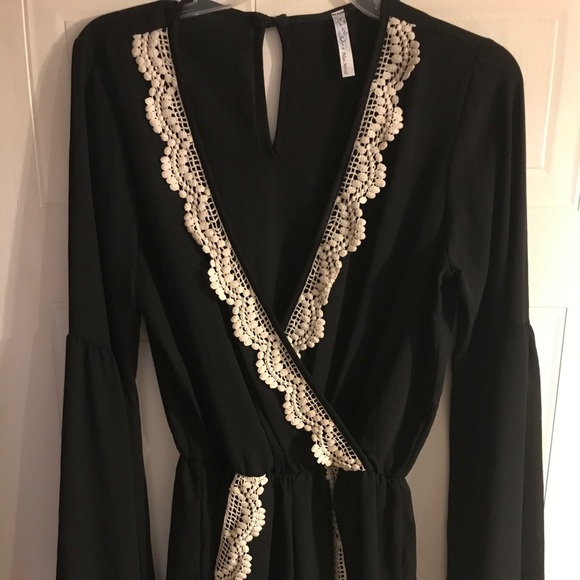 Romper NWOT - Picture 2 of 4