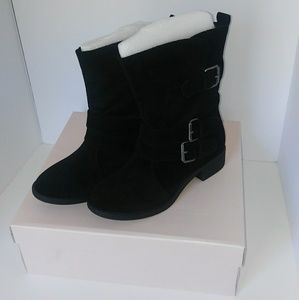 JustFab Black Suede Booties Size 7.5 JustFab Black Suede Booties Size 7.5