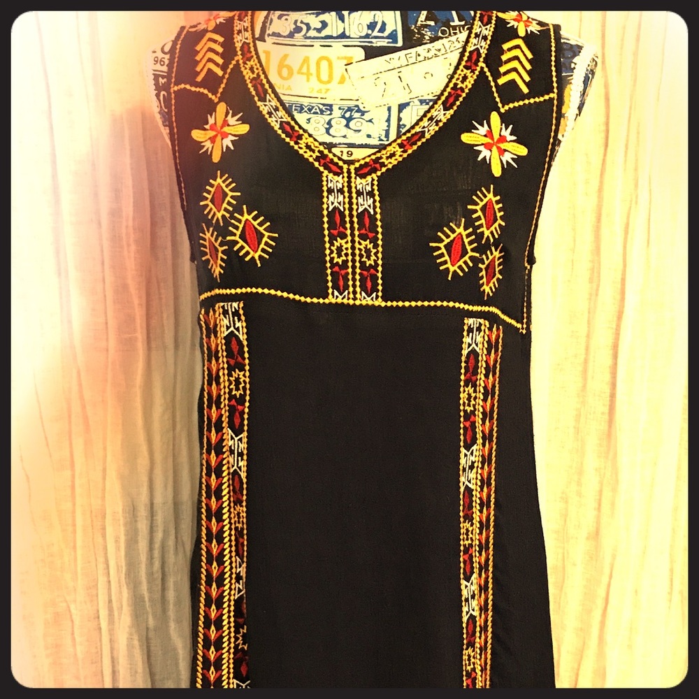 Linen dark blue dress with awesome details! 👗