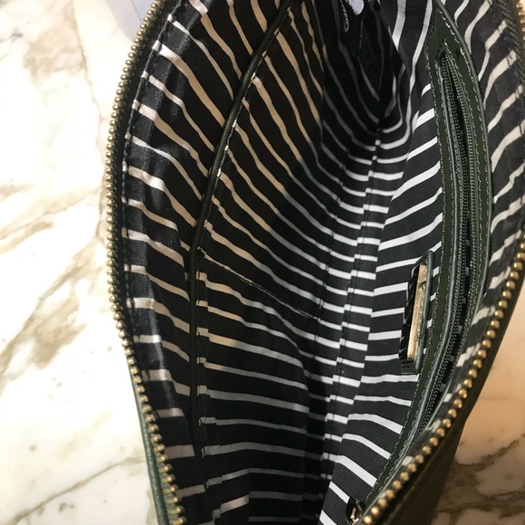 HP Green Embroidered Cross Bag - Picture 5 of 5