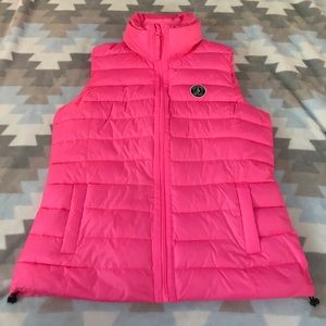 Abercrombie & Fitch Puffer Vest Abercrombie & Fitch Puffer Vest