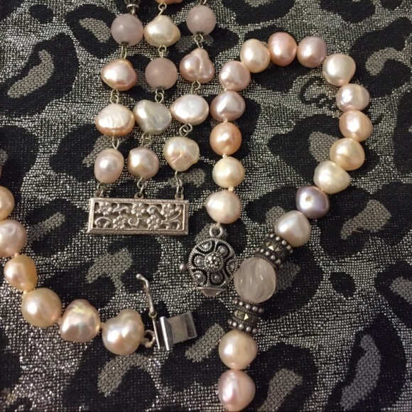 Estate Set Sterling Pearl Necklace & Bracelet - Picture 6 of 8