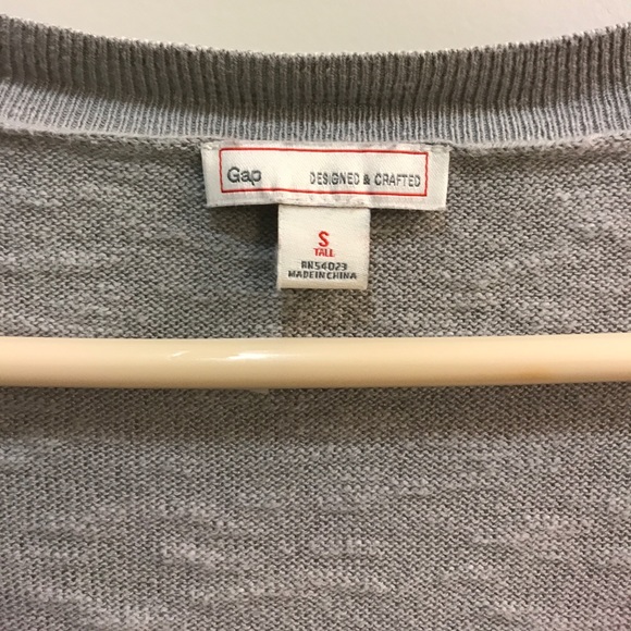 •Gap Cardigan• - Picture 3 of 3