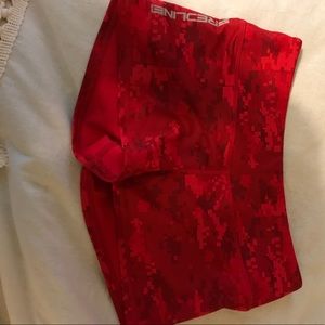 Red line gear women’s medium red camo