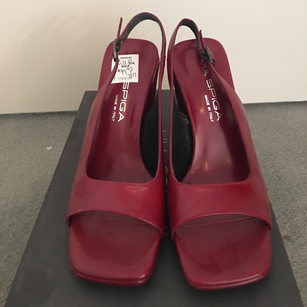 BRAND NEW! - Via Spiga - Adale, Size 5, Color: Red
