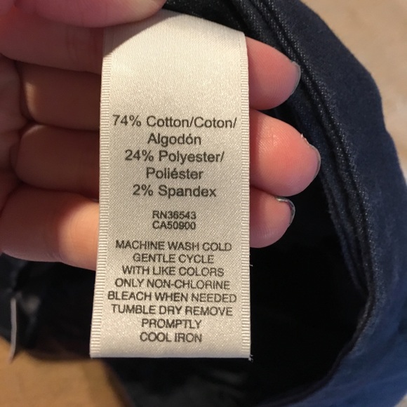 Van Heusen Capris - Picture 5 of 5