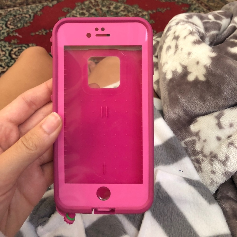 Pink IPhone 6/6s Lifeproof Case