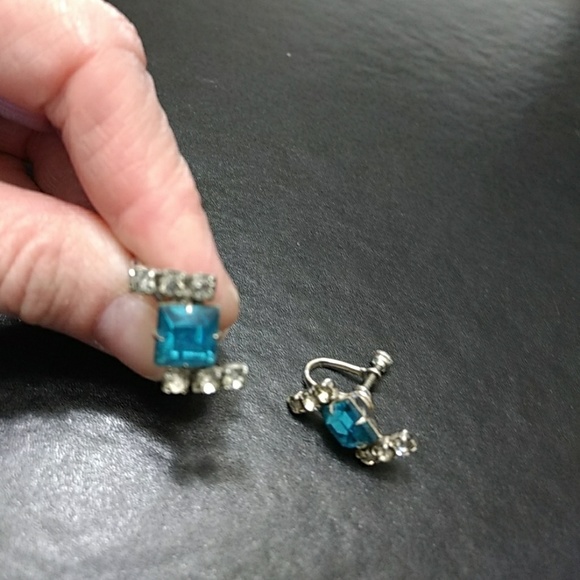 Jewelry - *Sale* Vintage blue stone clip on earrings