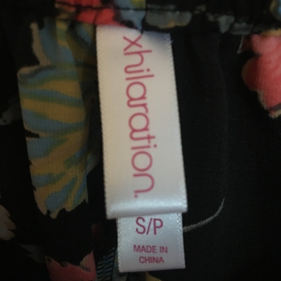 Shorts - Picture 3 of 3