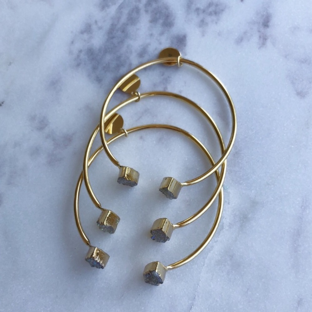 ❗️LAST ONE❗️🆑🎉HOST PICK🎉 Druzy Arrowhead Bangle - Picture 7 of 8