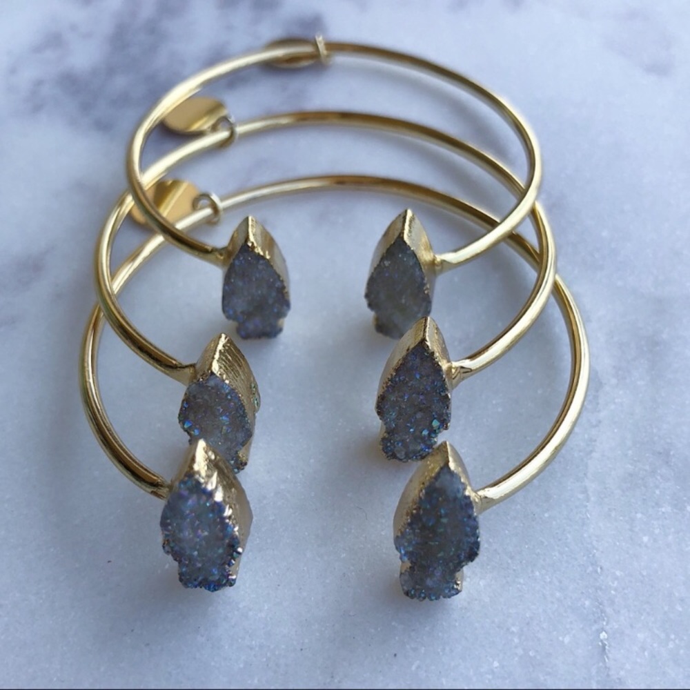 ❗️LAST ONE❗️🆑🎉HOST PICK🎉 Druzy Arrowhead Bangle - Picture 8 of 8