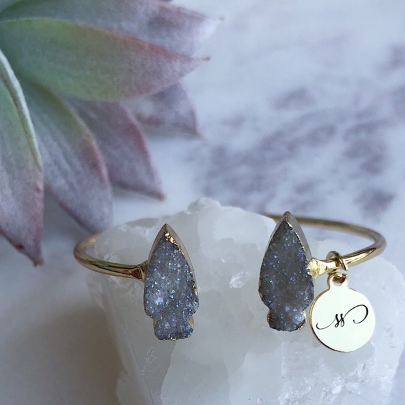 ❗️LAST ONE❗️🆑🎉HOST PICK🎉 Druzy Arrowhead Bangle - Picture 3 of 8