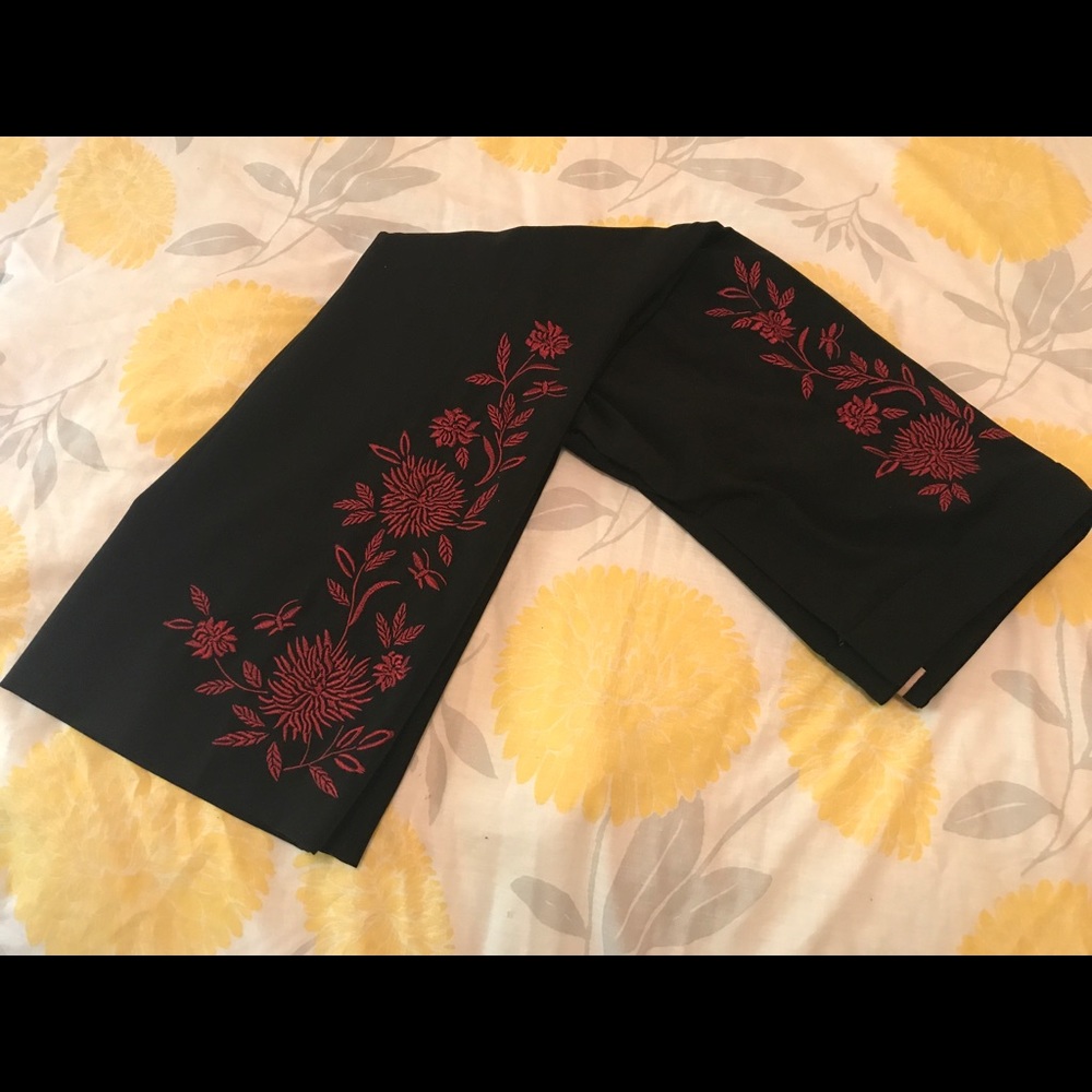 Flower Stitched Slacks