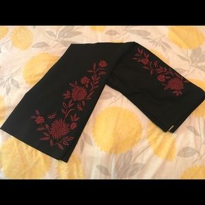 Flower Stitched Slacks