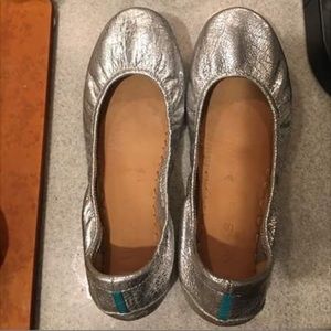 Size 8 Silver Screen Tieks