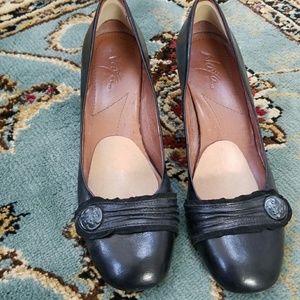 Naya Black Leather Heels 9.5B