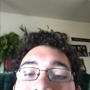 Meet your Posher, Devin