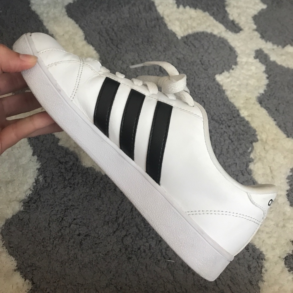 Like new classic Adidas sneakers stripes