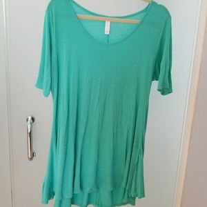 Lularoe large green perfect t