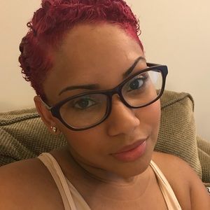 Meet your Posher, Phaedra