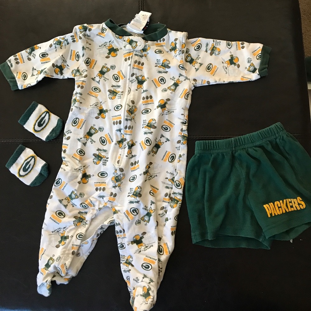 Packers attire