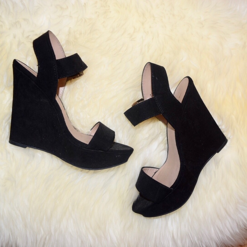 Mix No.6 ‘Jordie’ Black Wedges