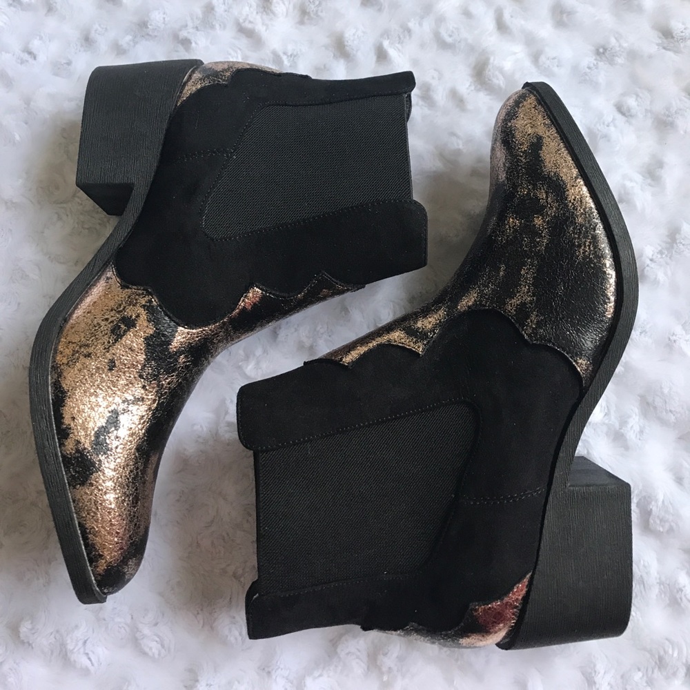Last pair✨New| WESTERN BLACK GOLD FOIL BOOTS - Picture 8 of 8