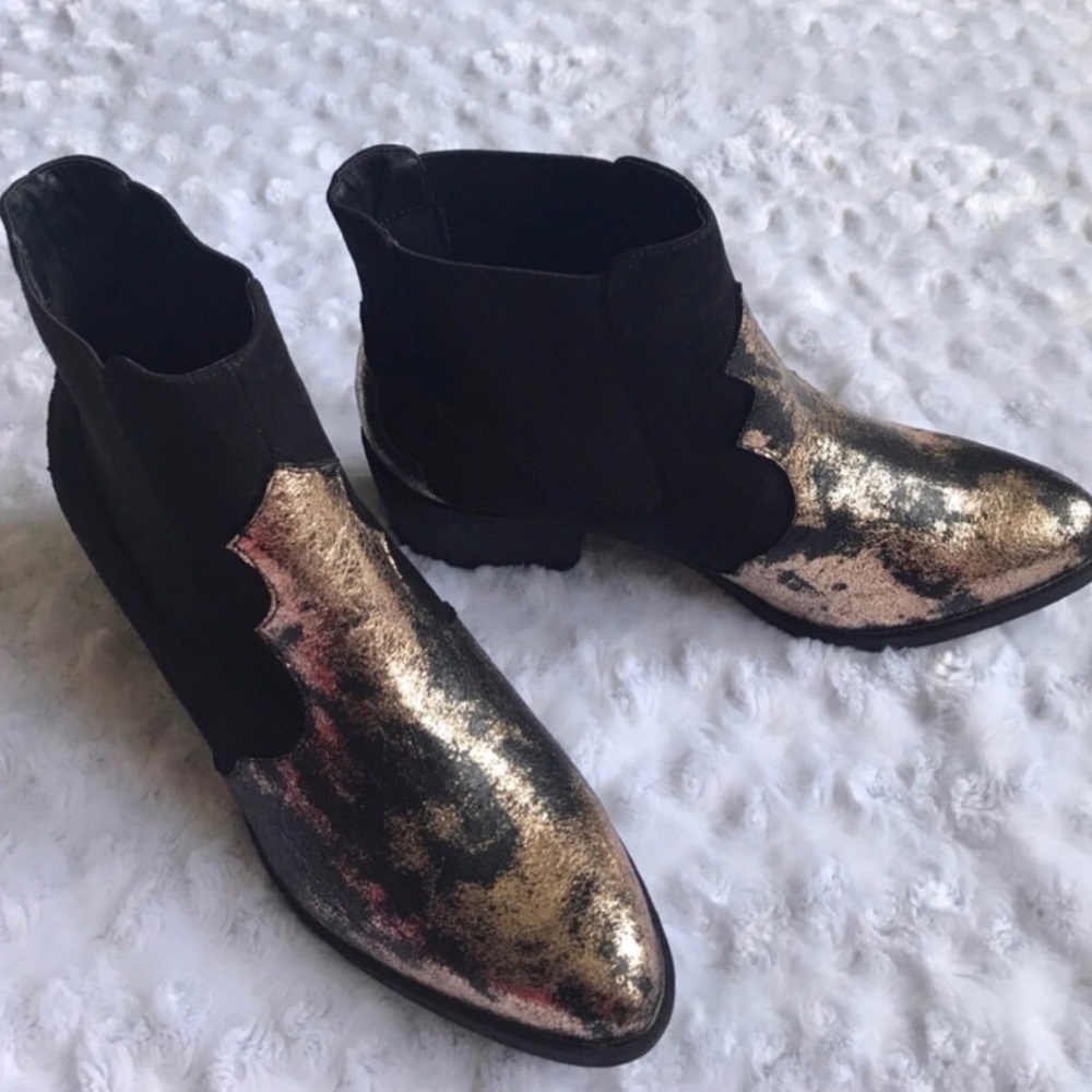 Last pair✨New| WESTERN BLACK GOLD FOIL BOOTS - Picture 2 of 8