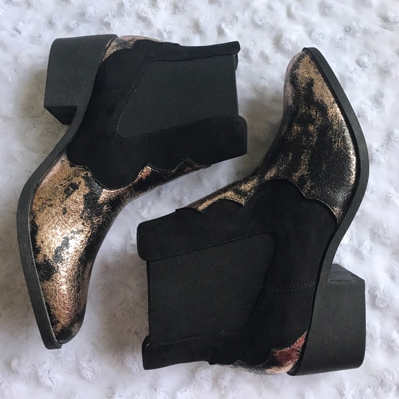 Last pair✨New| WESTERN BLACK GOLD FOIL BOOTS - Picture 8 of 8