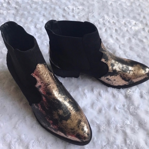Last pair✨New| WESTERN BLACK GOLD FOIL BOOTS - Picture 2 of 8