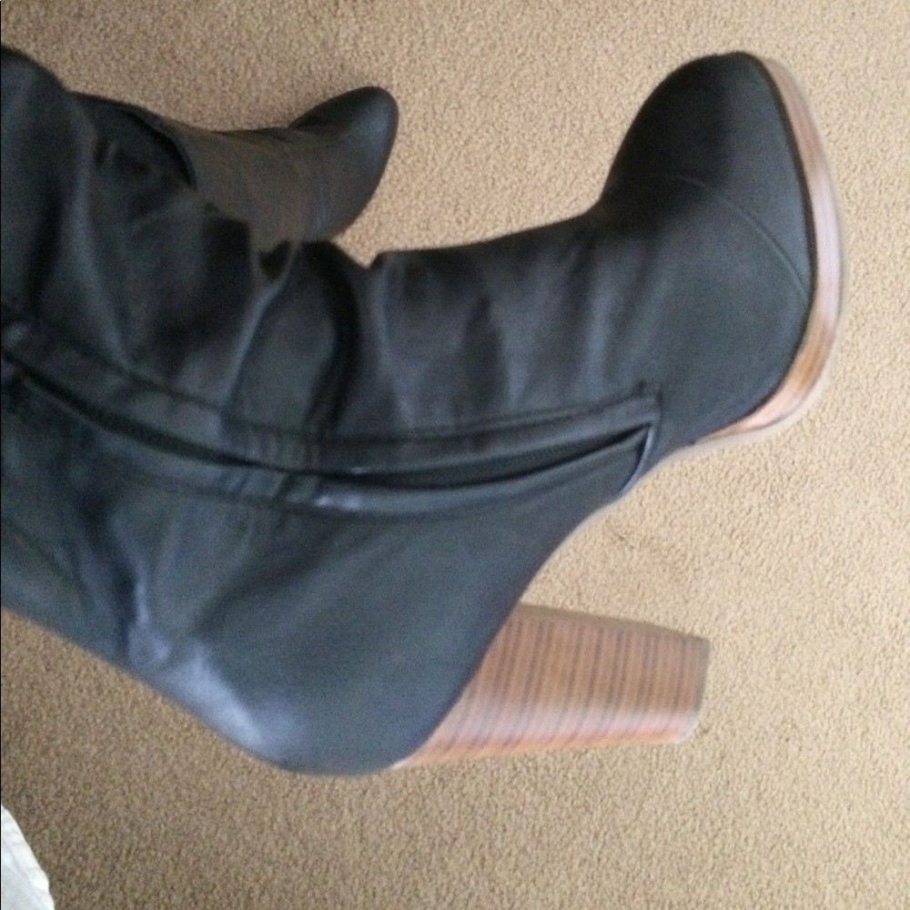 LN Black Faux Leather 3” Block Heel Boots - Picture 3 of 6