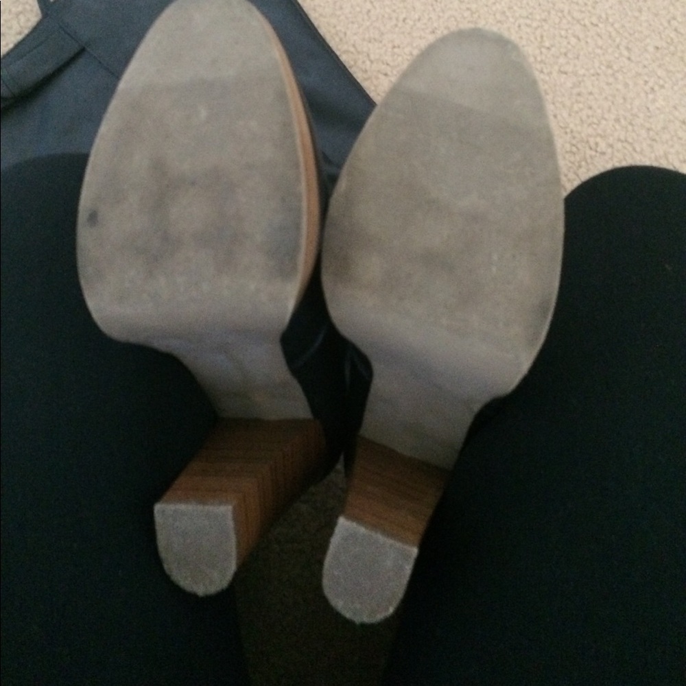 LN Black Faux Leather 3” Block Heel Boots - Picture 6 of 6