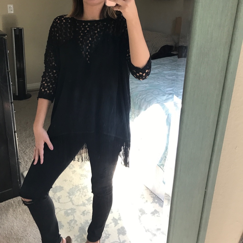 Poncho style 3/4 sleeve top with fringe & crochet