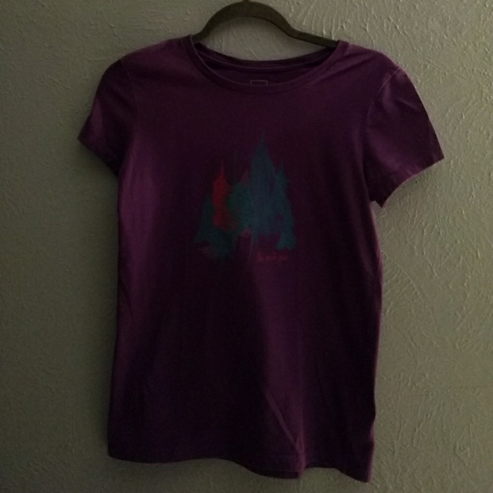 North Face tee
