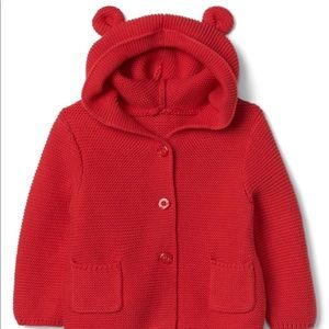 Flash sale 🎉🎊Baby Gap Bear garter Hoodie