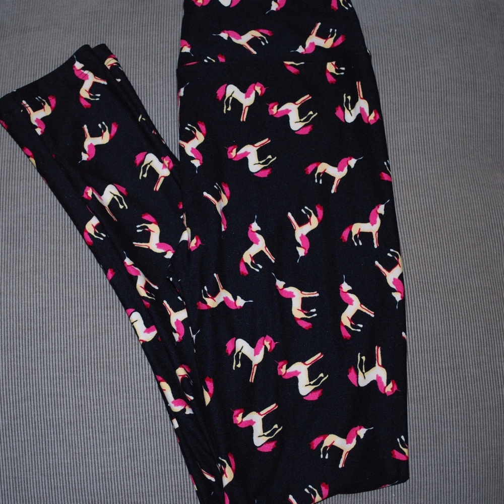 NWOT Black with Unicorns Leggings LuLaRoe
