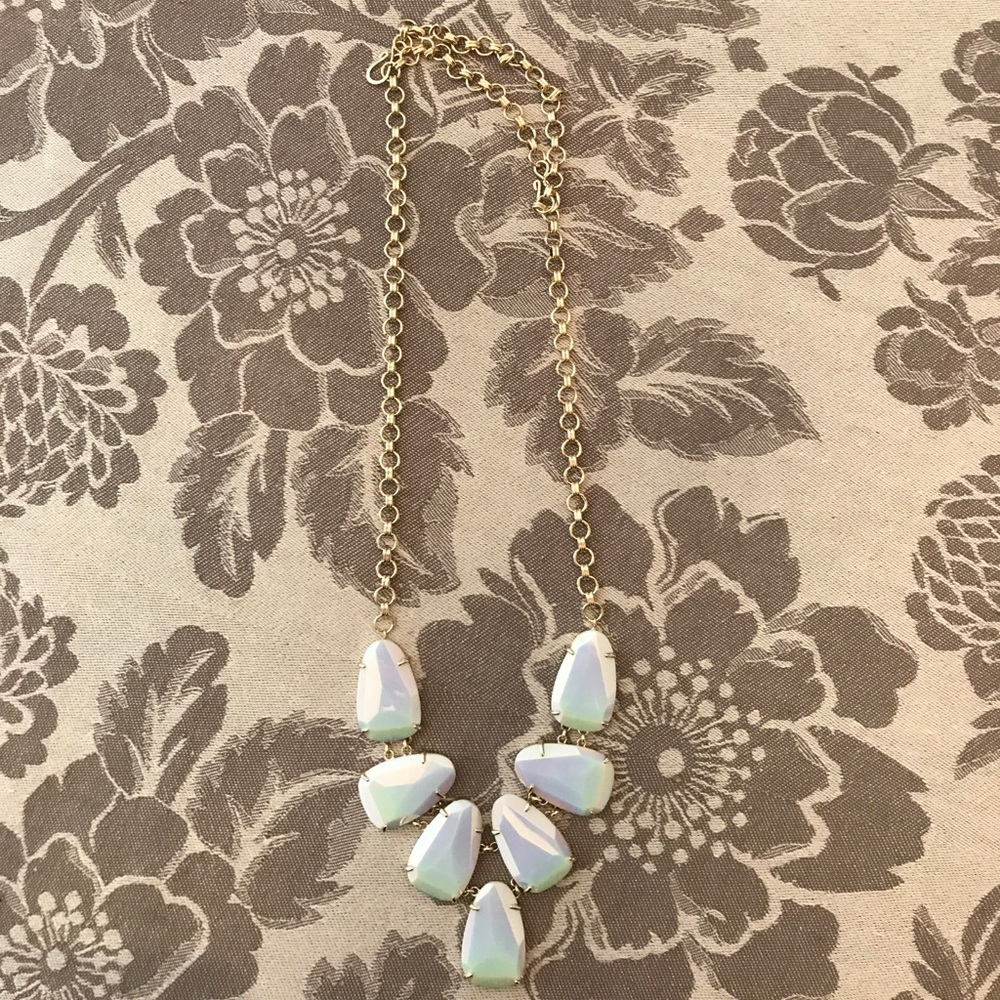 Harlow Statement Necklace in White Iridescent