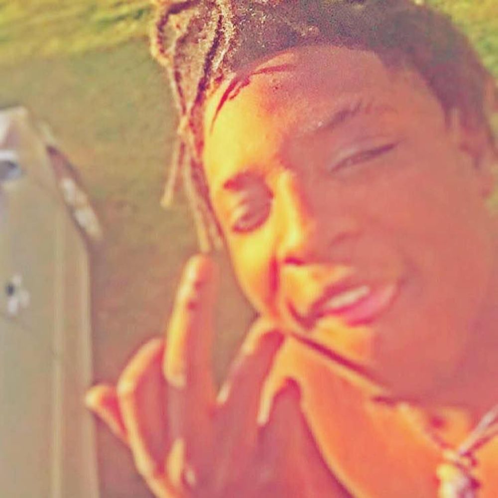 Meet your Posher, Kurvis