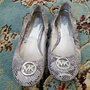 Michael Michael Kors MK 9.5B Ballet Flats