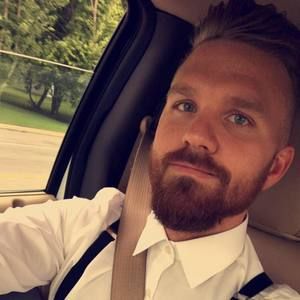 Meet your Posher, Tyler