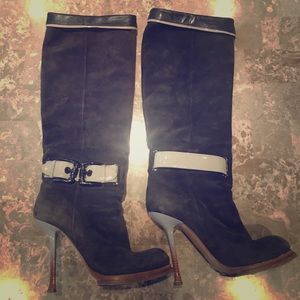 Gianmarco Lorenzi grey boots